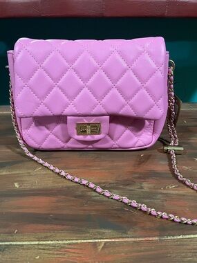 Vibrant Pink Quilted Crossbody Bag with Chain Strap